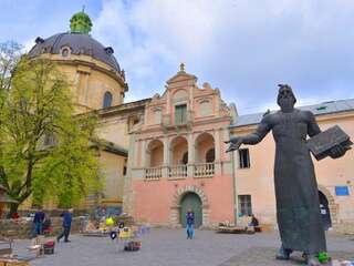Апартаменты Апартаменти в центрі Львова - 1 хв до Площі Ринок Львов Апартаменты-21